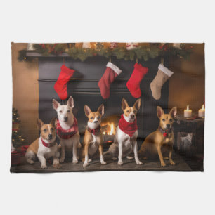 Basenji bij de open haard Kerstmis Theedoek
