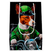 Basenji Dog fiets St. Patrick's Day Medium Cadeauzakje (Achterkant)