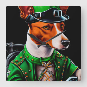 Basenji Dog fiets St. Patrick's Day Vierkante Klok