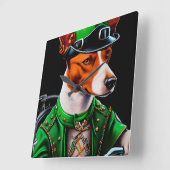 Basenji Dog fiets St. Patrick's Day Vierkante Klok (Hoek)