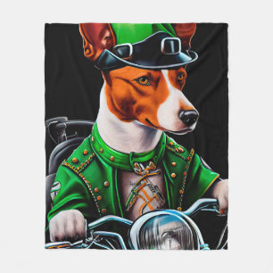 Basenji-hond rijdt op fiets St. Patrick's Day Fleece Deken