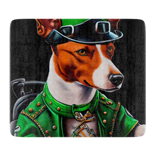 Basenji-hond rijdt op fiets St. Patrick's Day Snijplank (Voorkant)