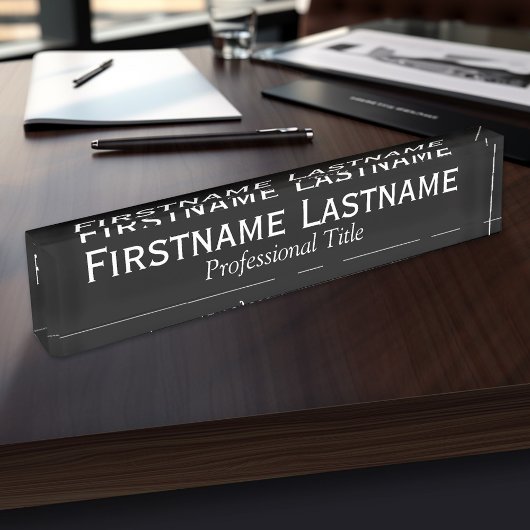 Basic Black met witte naam en professionele titel Naambordje