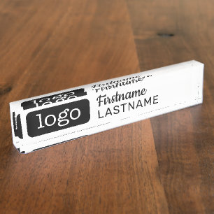 Basic Business Design met logo en werknemer Naambordje