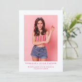 BASIC MINIMALISTISCHE FOTO AFSTUDEREN AANKONDIGING (Staand voorkant)