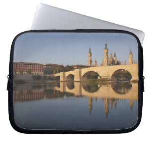 Basiliek van Onze-Lieve-Vrouw van de Pilaar Laptop Sleeve