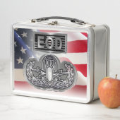 “Basis EOD” met op maat gemaakte Amerikaanse vlag (In situ)