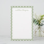 Basis Gingham Saliegroen Rand Briefpapier (Staand voorkant)