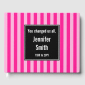 Basisgids voor stripte roze herinneringen gastenboek (Voorkant)