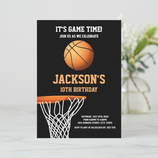 Basket Basketbal Verjaardag Uitnodigingen (Staand voorkant)