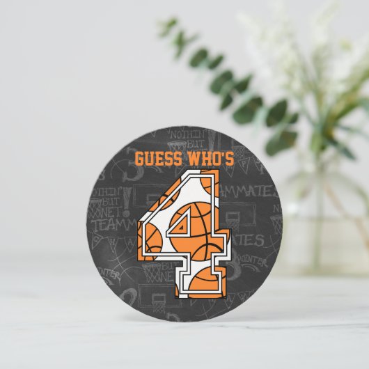 Basketbal Chalkboard 4e Verjaardagsfeest Kaart (Staand voorkant)