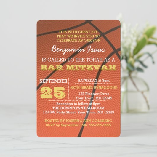 Basketbal Gold Bar Mitzvah Uitnodiging (Staand voorkant)