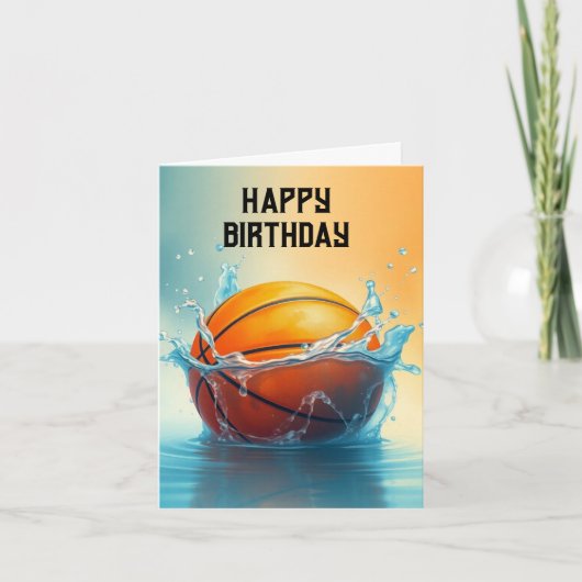 Basketbal Happy Birthday Hitting Water Kaart (Voorkant)