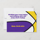 Basketbal Happy Birthday paarse gouden teamkleuren Kaart (Achterkant)