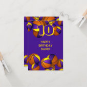 Basketbal Happy Birthday paarse gouden teamkleuren Kaart (Voorkant / Achterkant in situ)