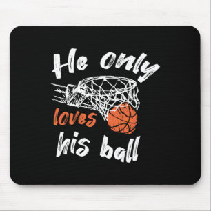 Basketbal: Hij houdt van zijn bal Muismat