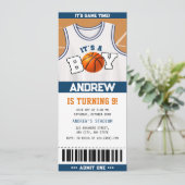 Basketbal Hoopla Verjaardag Bash Ticket Uitnodigin Kaart (Staand voorkant)