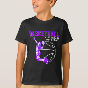 Basketbal in een lichtstraal t-shirt