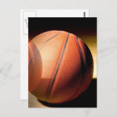 Basketbal in Schaduwen Close-up Verticale Post Kaa Briefkaart (Voorkant / Achterkant)