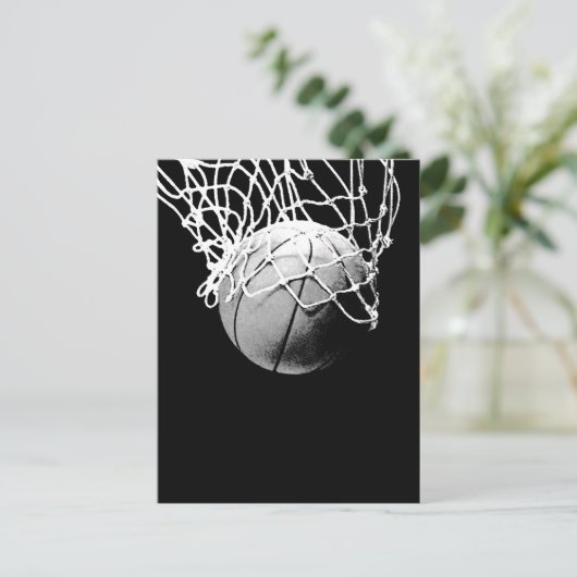 Basketbal in Schaduwen Close-up Verticale Post Kaa Briefkaart (Staand voorkant)