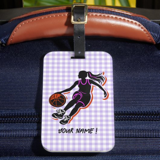 Basketbal Meisje Gepersonaliseerd Bagagelabel (Voorkant Insitu 2)
