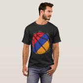 Basketbal met de vlag van Armenië T-shirt (Voorkant volledig)
