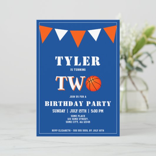 Basketbal Verjaardag Uitnodiging Jongen 2e Verjaar (Staand voorkant)