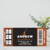 Basketbal Verjaardagsfeest Ticket uitnodiging (Staand voorkant)