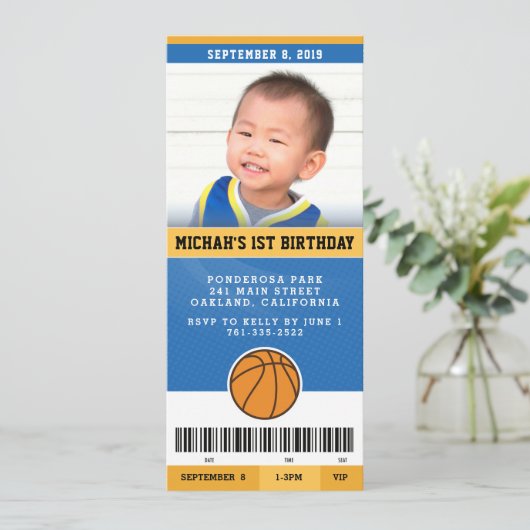 Basketbal verjaardagsfeest uitnodiging (blauw en g (Staand voorkant)