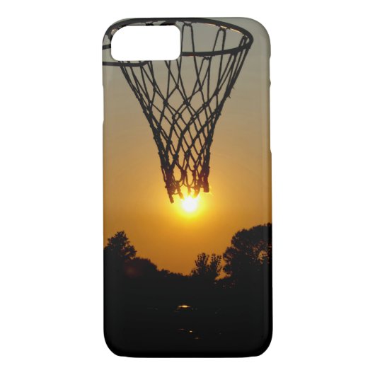 basketbal voor zonsondergang met hoepel en net Case-Mate iPhone case (Achterkant)