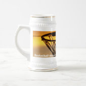 Basketball bouwt geen teken... bierpul (Links)