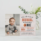 Basketball Boy Foto 1st Birthday Party Kaart (Staand voorkant)