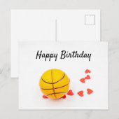 Basketball Happy Birthday met rode hartliefde Briefkaart (Voorkant / Achterkant)