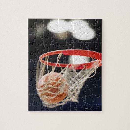 Basketball in de mand. legpuzzel (Verticaal)
