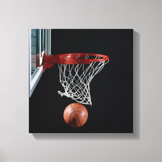 Basketball in Hoop Canvas Afdruk (Voorkant)