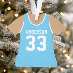 Basketball Jersey sportteam Uniform Blue Ornament<br><div class="desc">Basketball Jersey Sport Team Uniform Ornament. Dit basketbal ornament is perfect voor iedereen die schoolsport speelt of van sport houdt. Pas dit aangepaste ontwerp aan met uw eigen teamnaam en jersey nummer.</div>