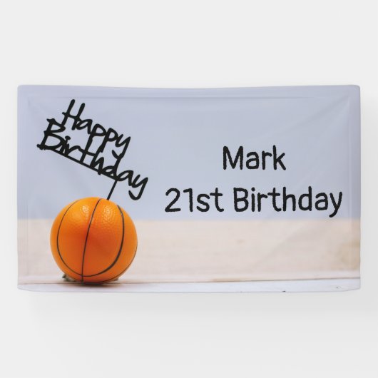 Basketball met Happy Birthday op witte achtergrond Spandoek (Horizontaal)