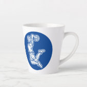 Basketball Player Doing Slam Dunk Light Design Latte Mok (Rechts)