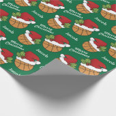 Basketball Santa Hat op groene achtergrond Wrappen Cadeaupapier (Hoek)