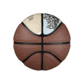 Basketball - Weeping Tree Branches and Name Basketbal (Rechts)