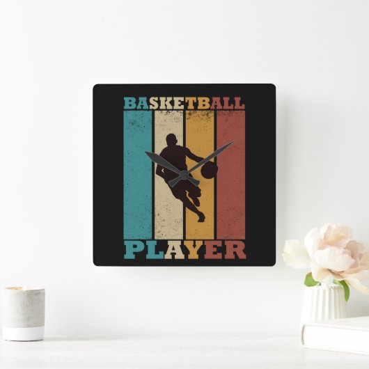 Basketballer dribbelen  retro stijl vierkante klok (Huis)