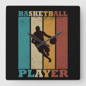 Basketballer dribbelen  retro stijl vierkante klok (Voorkant)