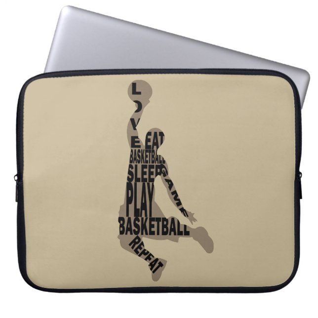 Basketballer slam dunk met full body tekst laptop sleeve (Voorkant)