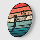 Basketballer slam dunk  retro zonsondergang grote klok (Hoek)