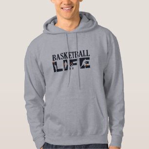 Basketballers dribbelen met oranje bal hoodie