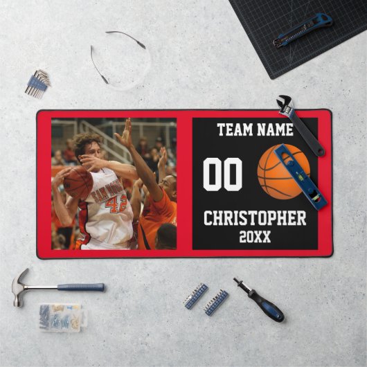 Basketbalspeler Foto Rode teamnaam Bureaumat (Werkstation)