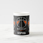 Basketbalspeler Meisje, Basketbal Meisje Verjaarda Porselein Kop (Voorkant)