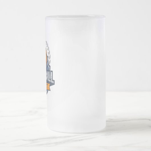 Basketbalspeler NAAM TOEVOEGEN Varsity School Team Matglas Bierpul (Center)