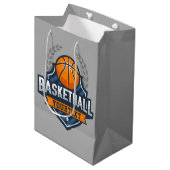 Basketbalspeler NAAM TOEVOEGEN Varsity School Team Medium Cadeauzakje (Voorkant Gekanteld)