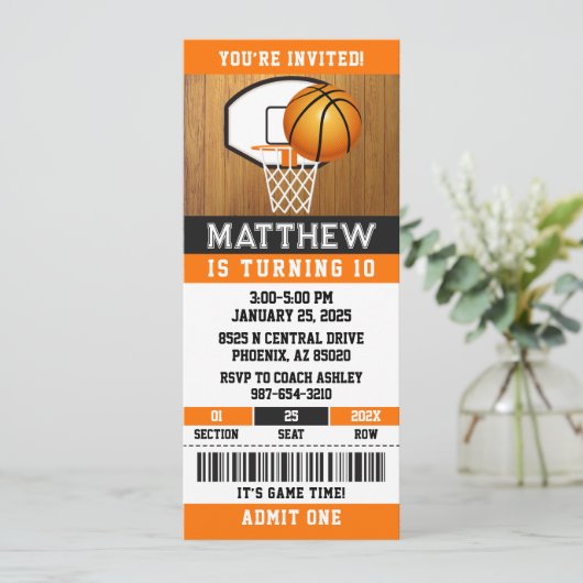 Basketbalticket Verjaardag Uitnodiging (Staand voorkant)
